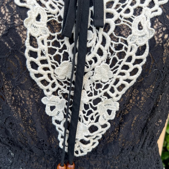 HAZE HAZEL BLACK EMBROIDERED BLOUSE - Picture 3 of 12